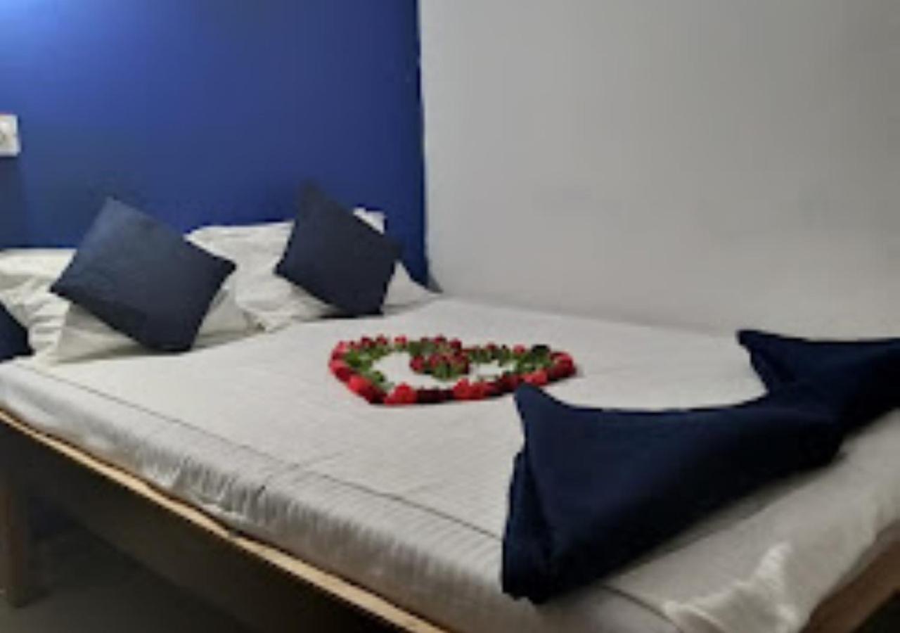 R K Beach Cottage Gokarna  Εξωτερικό φωτογραφία